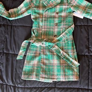 Red dress boutique ..Size small plaid green jacket/coat